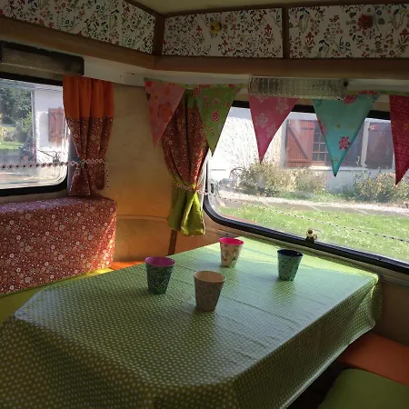 Caravane Vintage Kemping Ecommoy