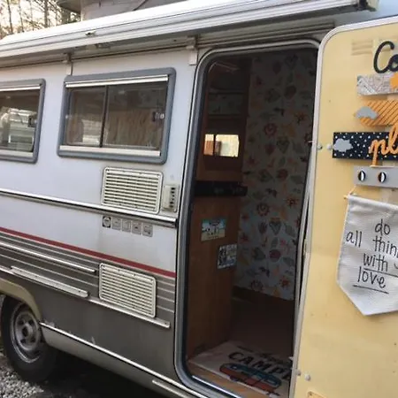 Caravane Vintage Kemping