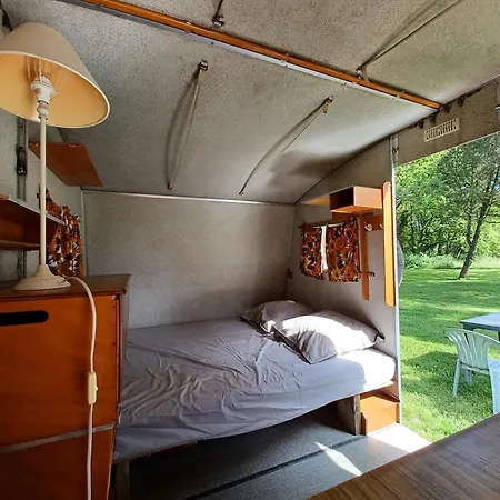 Campsite Caravane Vintage
